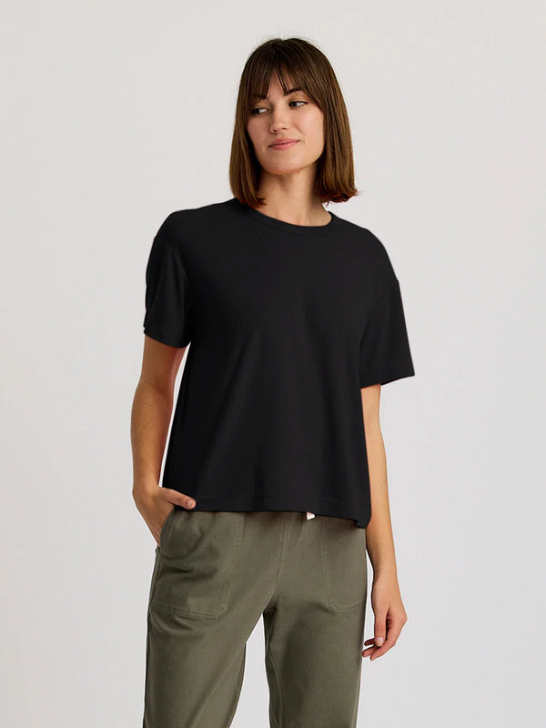 Women's Elevate Lightweight Tee